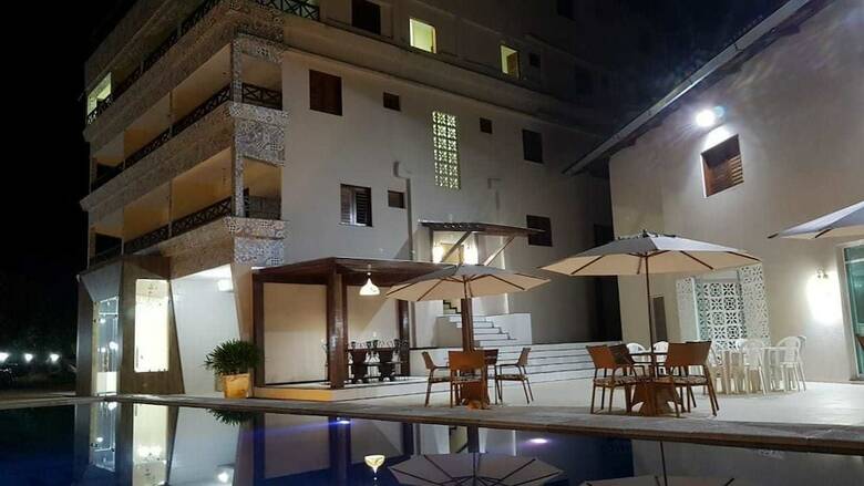 Hotel Cantinho Das Flores