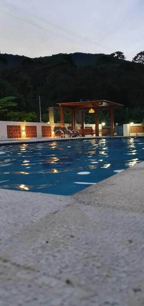 Hotel Cantinho Das Flores