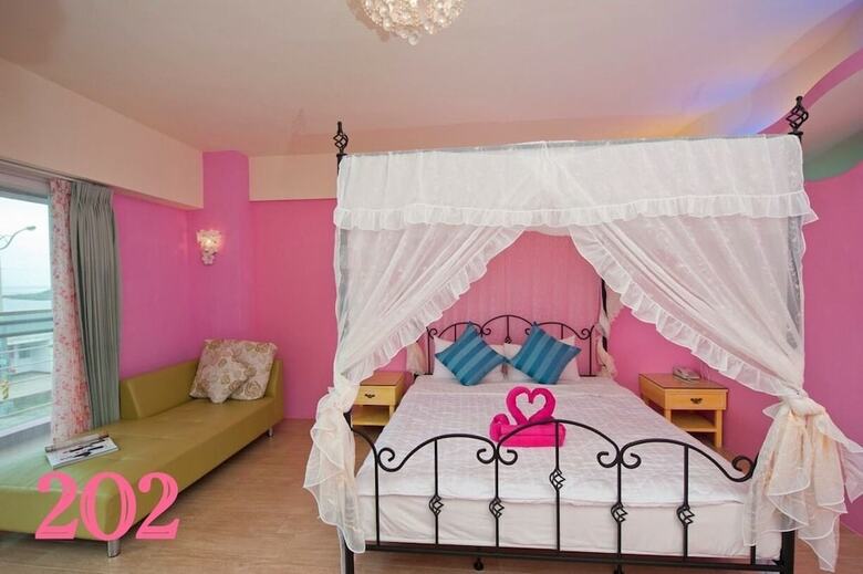 Bed & Breakfast Pin Chiao Hotel