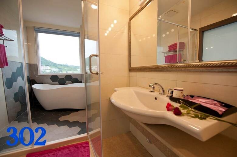 Bed & Breakfast Pin Chiao Hotel
