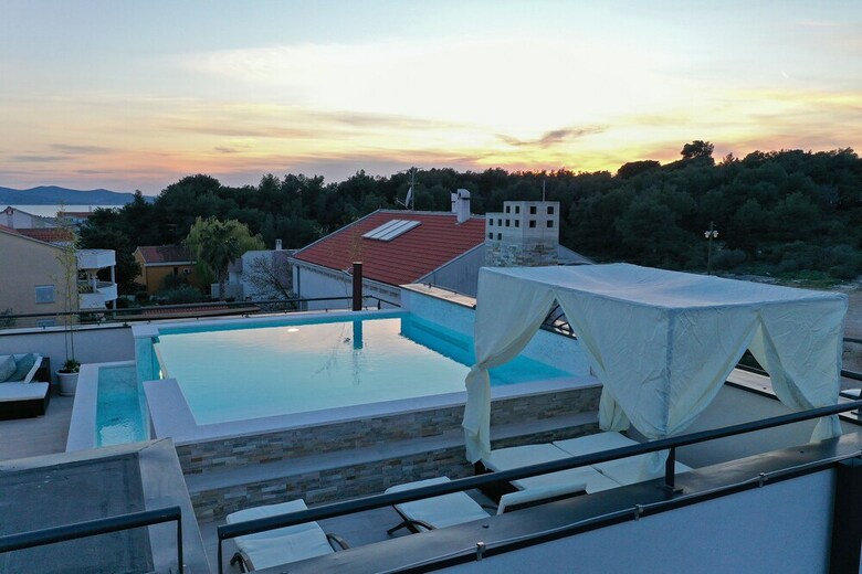 Apartamentos Rooftop Pool & Terrace - Villa Bellavista