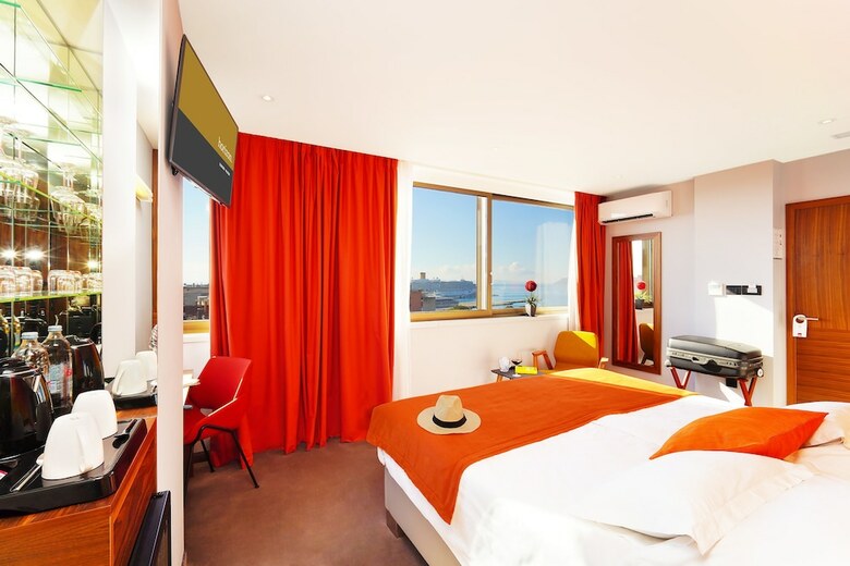 Hotel Horizon Luxury Suites