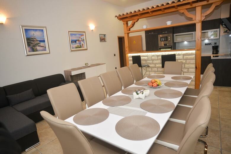 Villa Adria