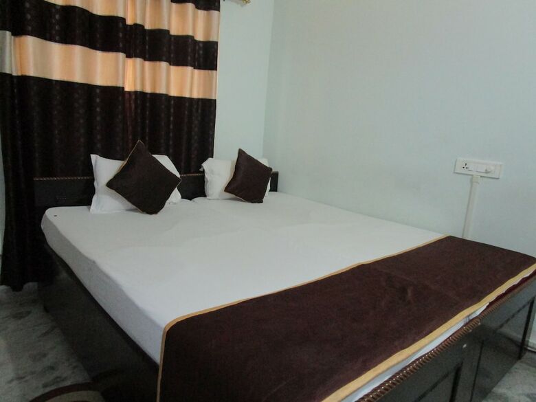 Hotel Kalpataru Guest House