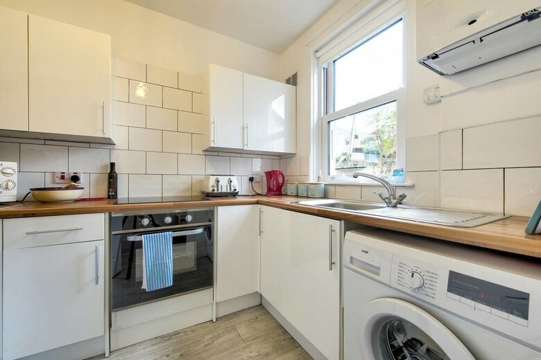 Perfect N. Berwick Holiday Home W/ Free Parking