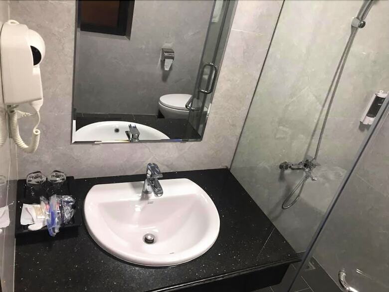 Starway Hotel