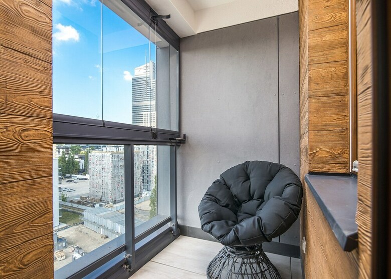 Warsaw Spire Business Apartment
