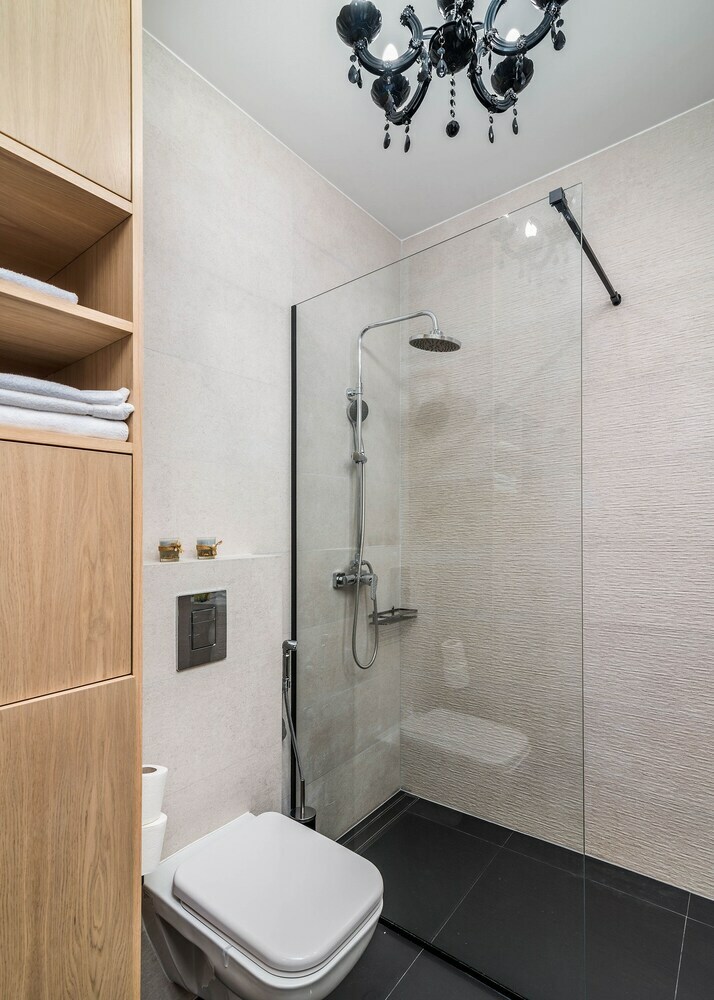 Warsaw Spire Business Apartment