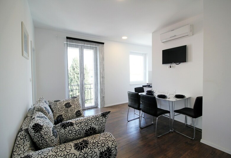 Apartment Split Lazarica