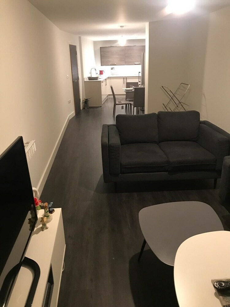 2 Bedroom Luxury Apartment In Leicester