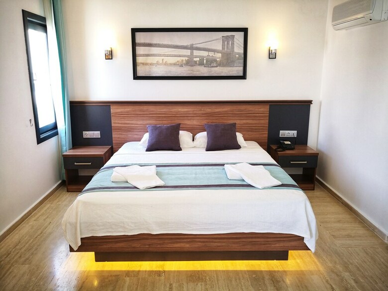 Merlot Boutique Hotel