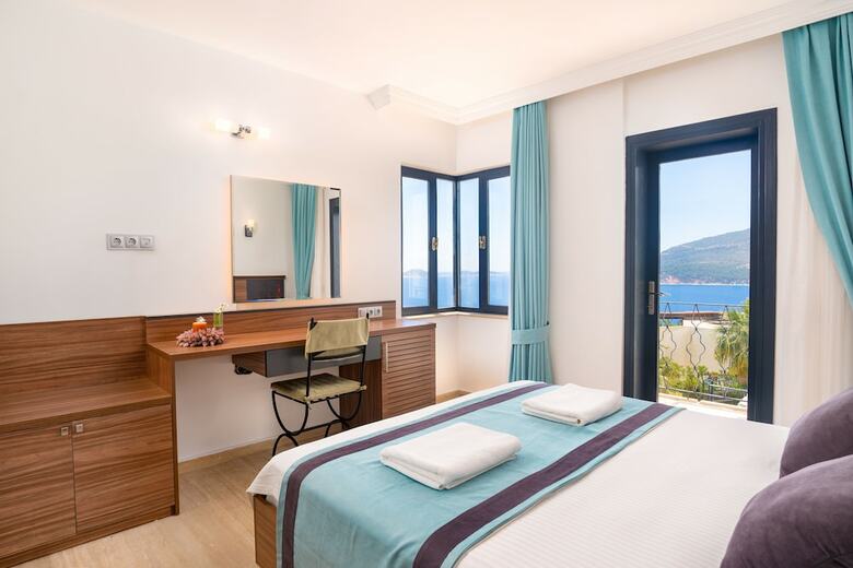 Merlot Boutique Hotel