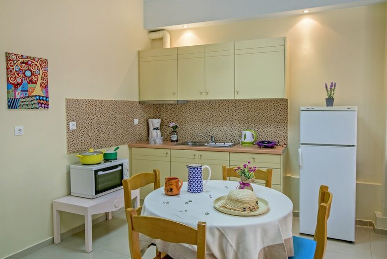 Aloe Apartments & Studios