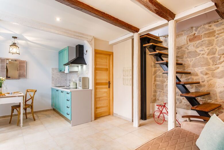 Apartamentos Domus Anno 1900