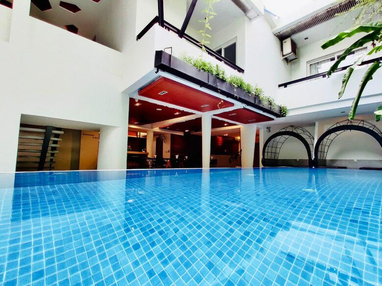 Aparthotel Hotel Records