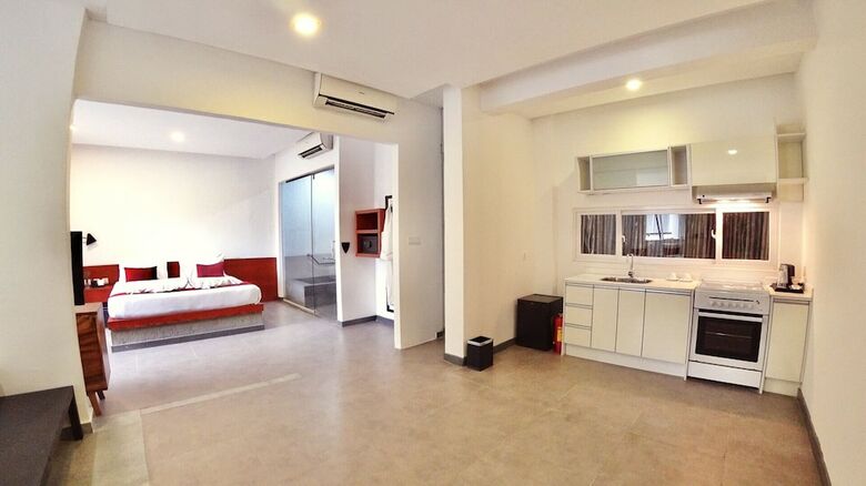 Aparthotel Hotel Records