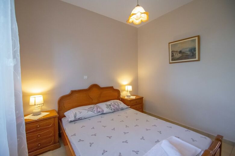Yiota Porto Kavo Apartment