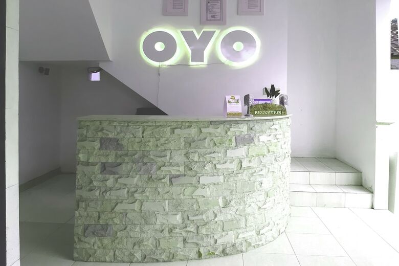 Hostal Oyo 915 Villa Sari