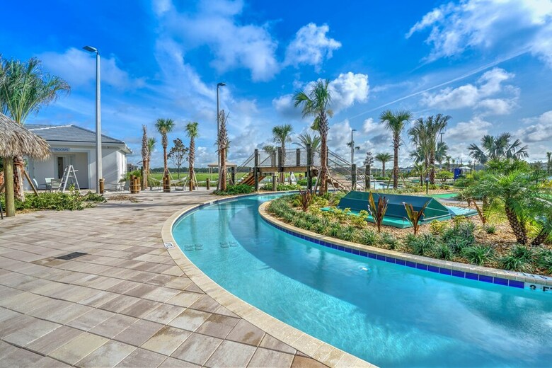 Storey Lake - 3064 Gatsby By Fairytale Vr