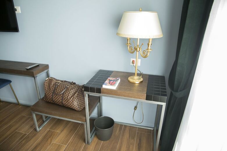Bed & Breakfast Unicum Roma Suites