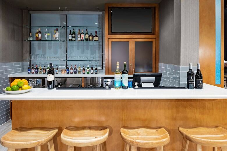 Hotel Springhill Suites By Marriott Kansas City Plaza