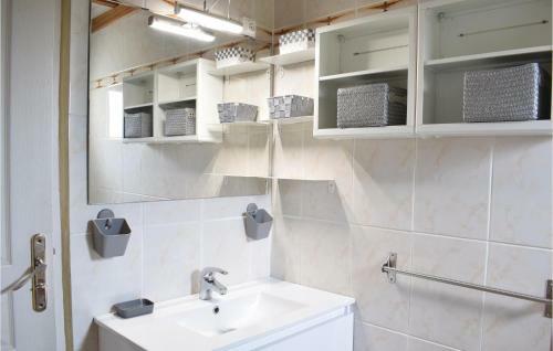 Holiday Home Lieu Dit La Vieille Place