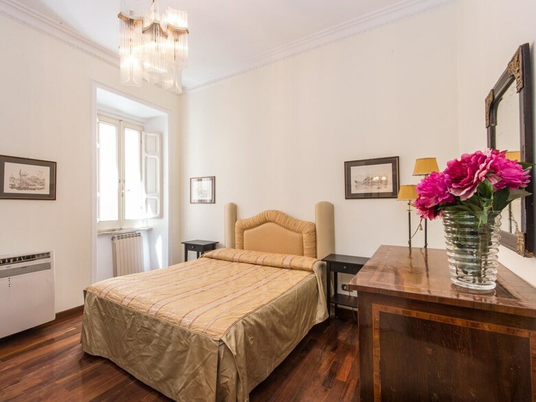 Rsh Spanish Steps Luxury Apartment
