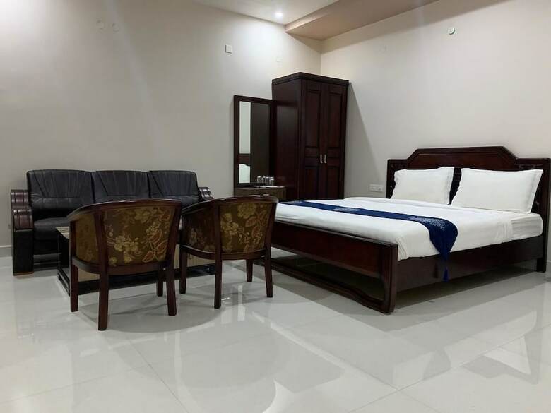 Hotel J  N R Grand