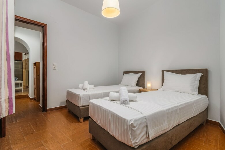Lovely Maisonette In Beautiful Milos