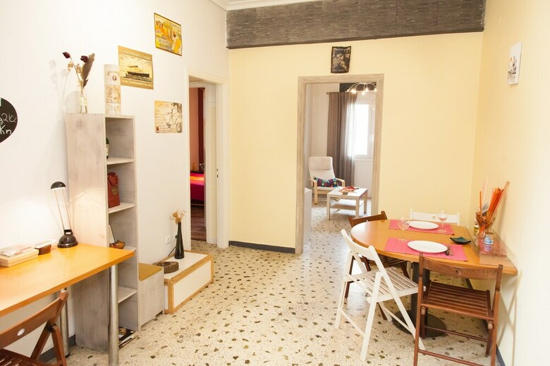 Beautiful Apartment Near Keramikossubway