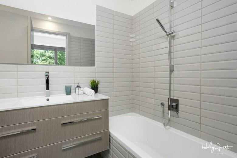 Apartamento Sleek 3br In White City By Holyguest