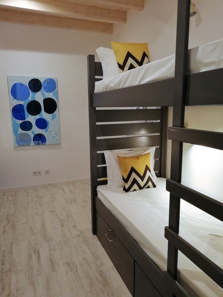 Hostal Son Of A Beach Hostel