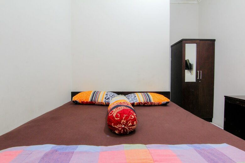 Hotel Jj House Wahid Hasyim