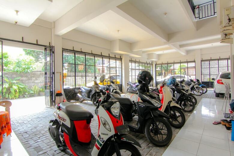 Hotel Jj House Wahid Hasyim