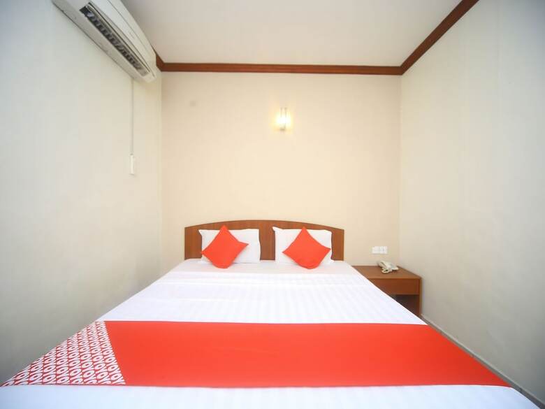 Oyo 1027 Hotel London