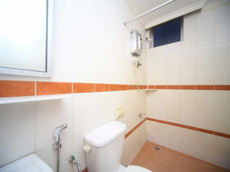 Oyo 1027 Hotel London