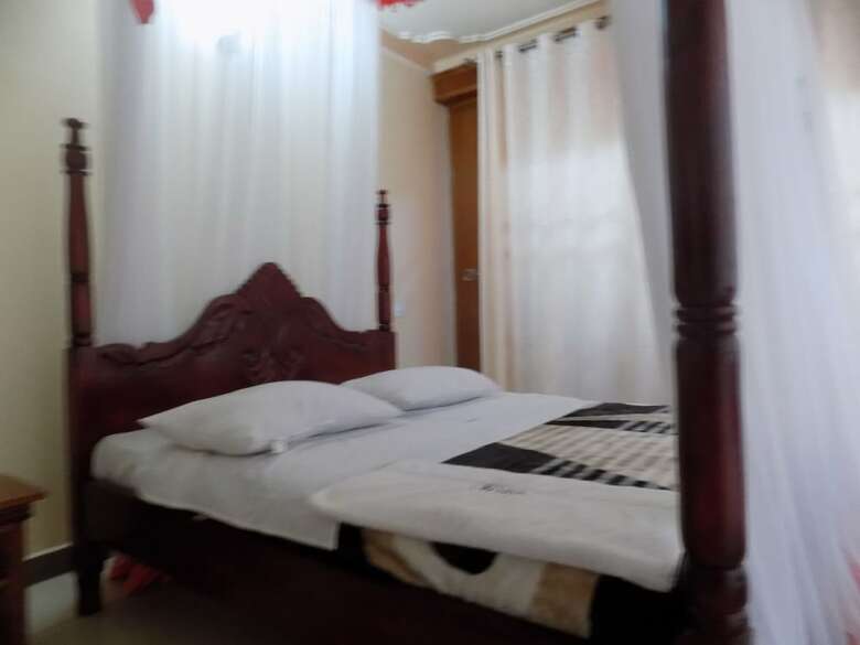 Tick Emporium Hotel Mbarara