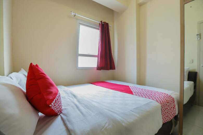 Oyo 909 Lauv Room Grand Centerpoint