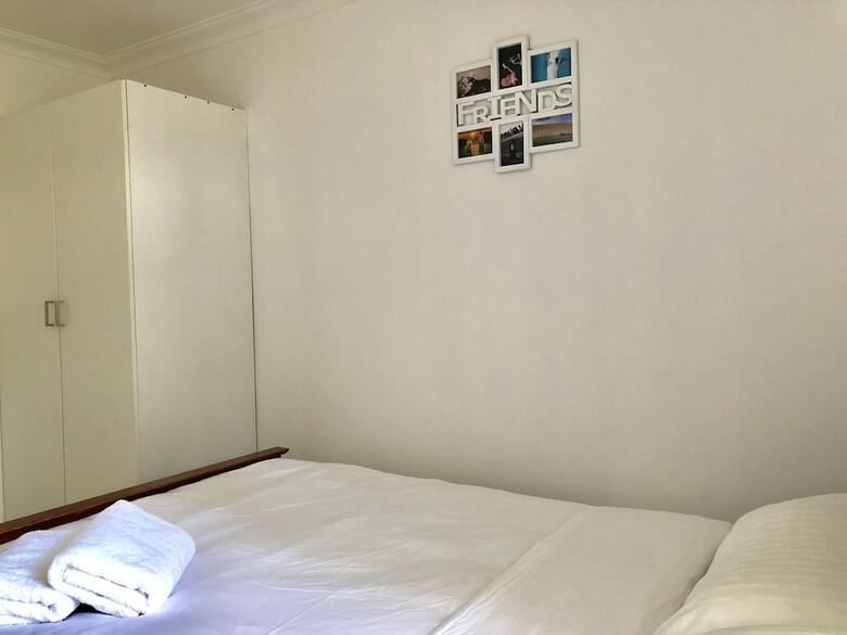 Riverton Lodge - Walk To Shopping Centre