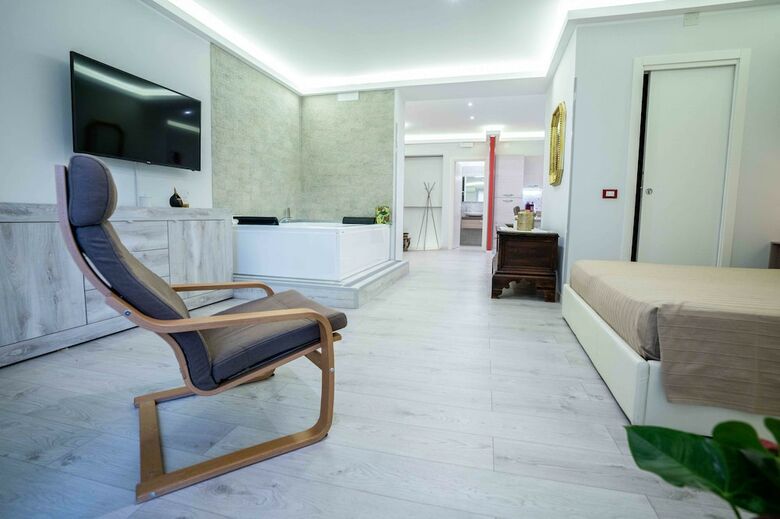 Rocca Di Cerere Apartments
