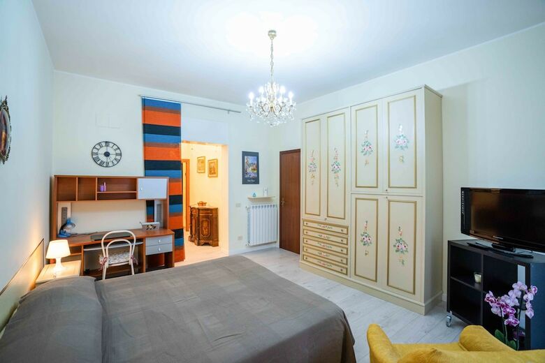 Rocca Di Cerere Apartments