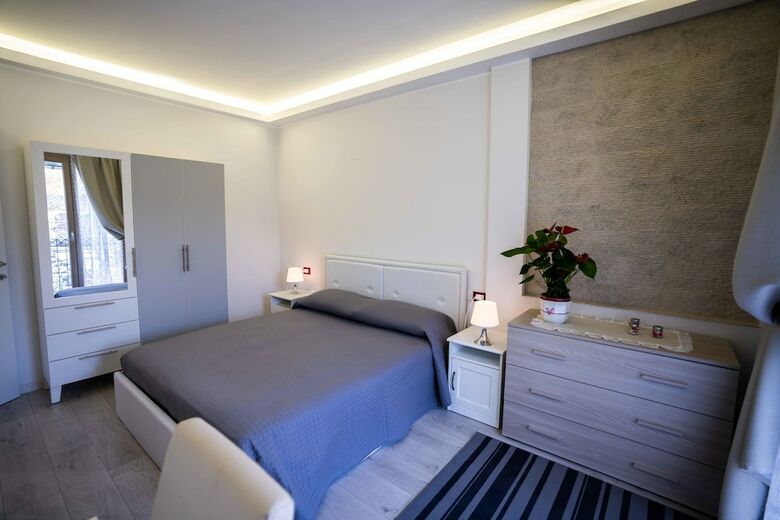 Rocca Di Cerere Apartments