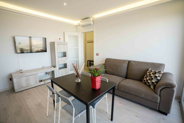Rocca Di Cerere Apartments