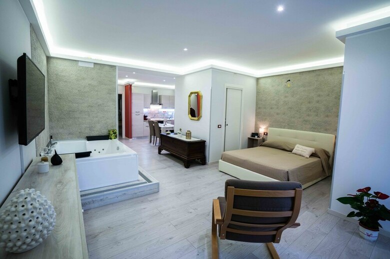 Rocca Di Cerere Apartments