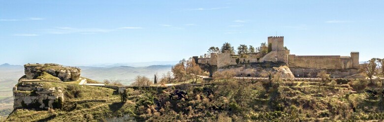 Rocca Di Cerere Apartments