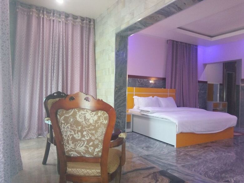 Hotel Heavenly Royal Apartments