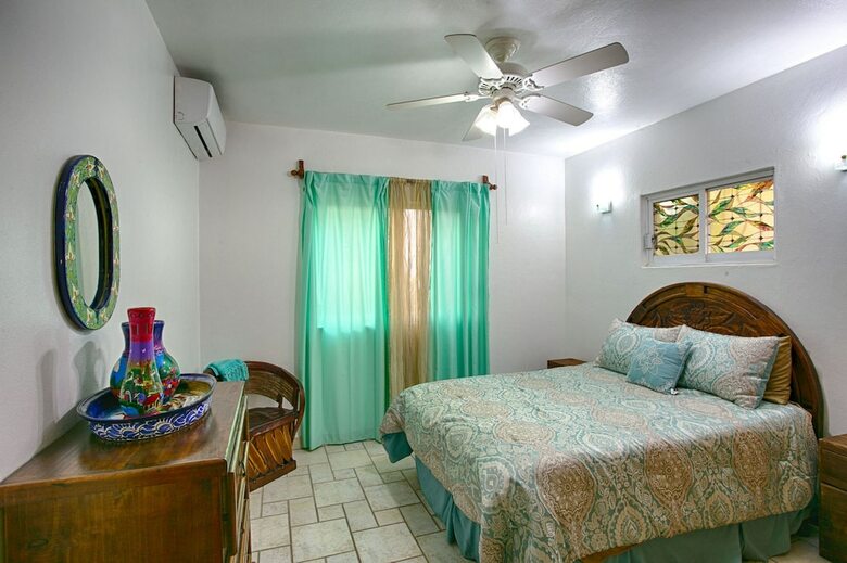 Casa de Los Ninos 3 Br By Casago