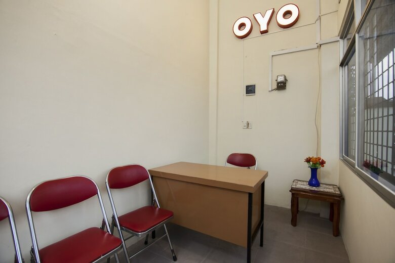 Hotel Oyo 885 Tangkul Residence