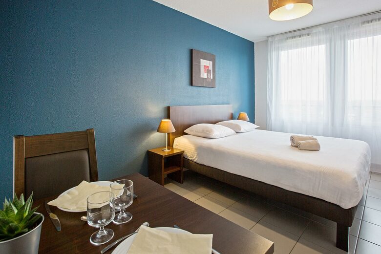Aparthotel Park & Suites El�gance Cornebarrieu