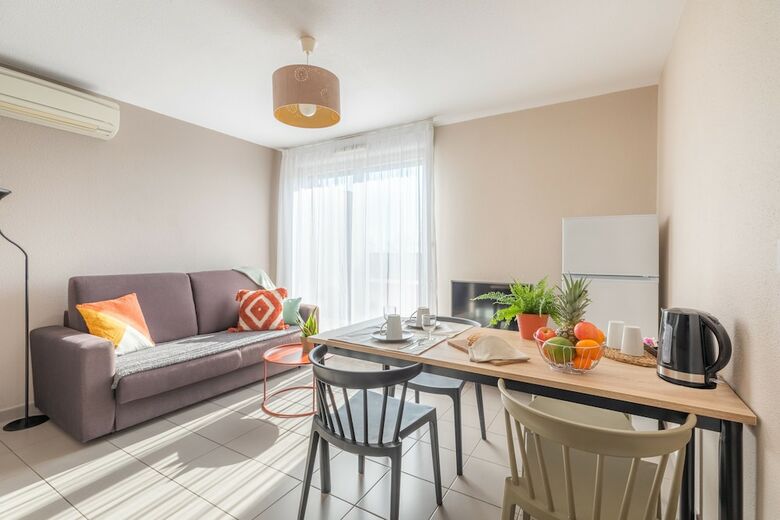 Aparthotel Park & Suites El�gance Cornebarrieu